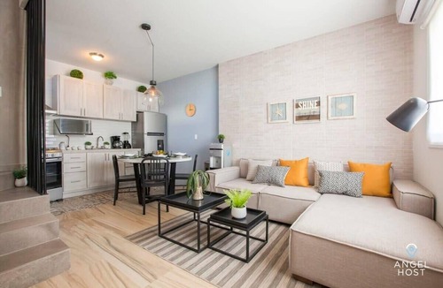 La Paz House | Townhome w/Private Patio, Parking & POOL onsite