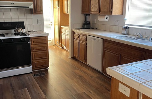 Tehachapi House | Tranquil 3-bedroom house in Tehachapi with stunning views