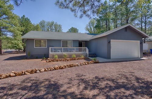 Pinetop House | Tranquility and Beauty in the Heart of Pinetop Lakes