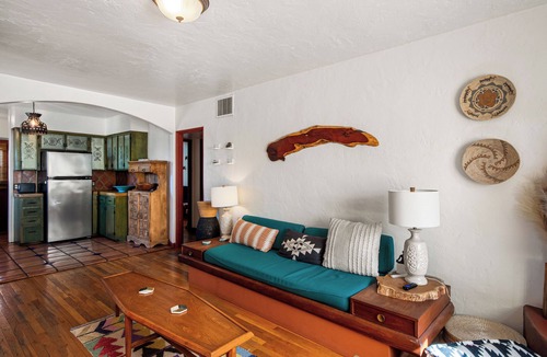 Blenman-Elm House | Tres Palmas - 3BR Adobe Retreat w/Pool