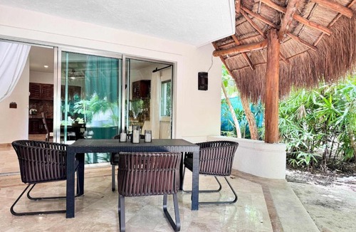 Playacar Apartment | Tropical 3Br Retreat W Pool & Beach Essentials