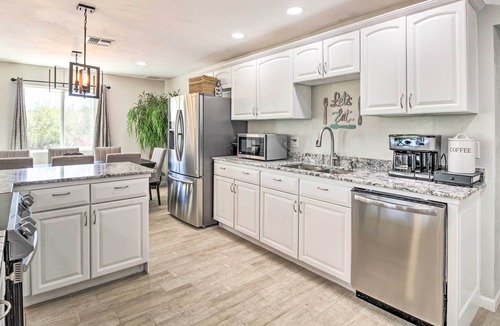 Saguaro Miraflores Villa | Tucson Desert Oasis with Private Pool + Hot Tub!