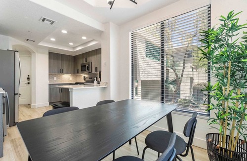 Desert Paradise Estates Apartment | TWO CozySuites at Kierland Commons with pool