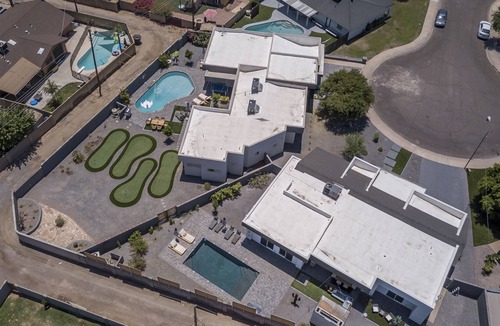 Village Grove House | TWO OLD TOWN LUXE HOMES- PRIVATE POOLS & MINI GOLF