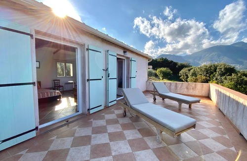 Cervione House | U Castagnu sea view villa in a nature reserve