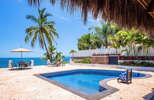Conchas Chinas Villa | Ultimate Beach Retreat