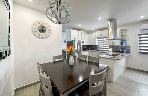 Centro House | Ultimate Downtown Home Has it all!