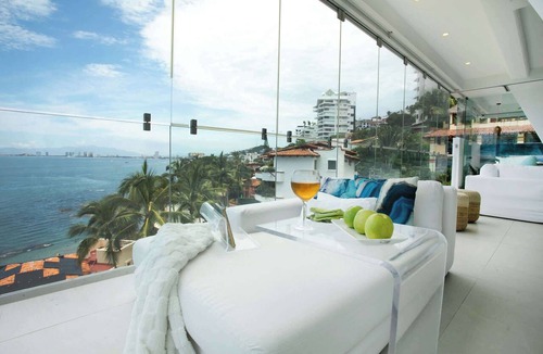 South Shore Hotel Area Apartment | Unique 2BR Corner Luxe Condo at Orchid by *Maxwell