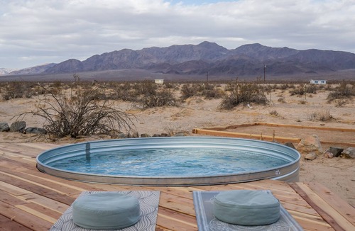 Wonder Valley Cabin | Unique cozy retreat near Joshua Tree Park Pool/Hot tub
