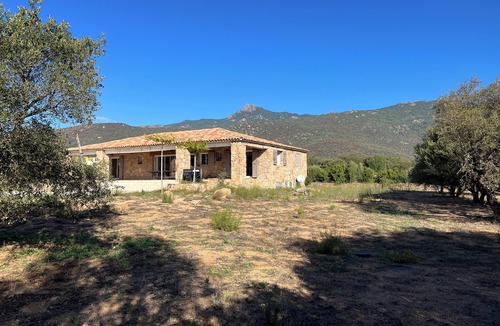 Figari House | Vacation Home Pianottolli South Corsica