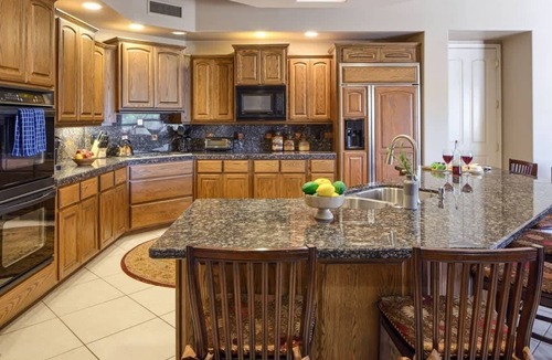 Happy Valley Ranch House | Valley View Villa - Pool Heat Avail - Large Yard!