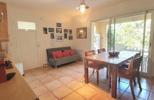 Saint-Florent Apartment | Vast F2 charm sandy beach end 100m private terraces flower garden