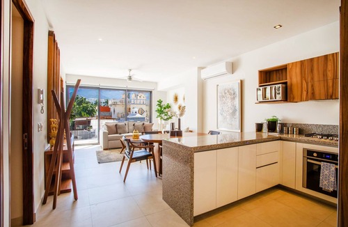 Diaz Ordaz Condo | Versalles Retreat | Modern 2-BR w/Gym & BBQ