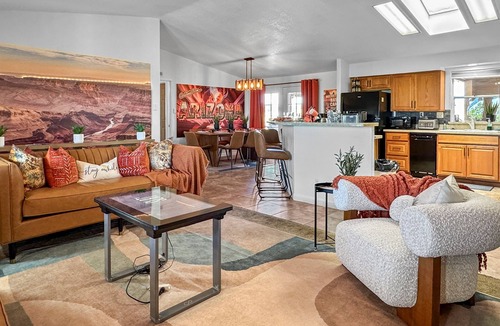Valle House | VIEWS/Grand Canyon 20 min-EV-Arcade-Sleeps 14!