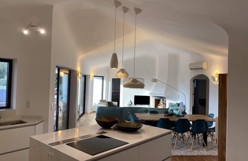Cala Rossa Villa | Villa 30m from the beach in the splendid Cala Rossa Estate, swimming pool