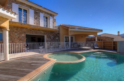 Viggianello Villa | Villa 8 a 10 Couchages Climatisée, Jardin Clos, Parking, Piscine Chauffée