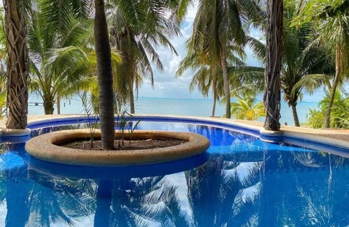 Isla Mujeres Villa | Villa Angela | 4BR | Beachfront & Private Pool