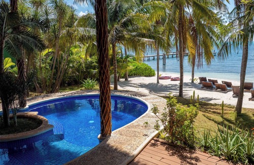 Isla Mujeres Villa | Villa Angela | 4BR | Beachfront & Private Pool