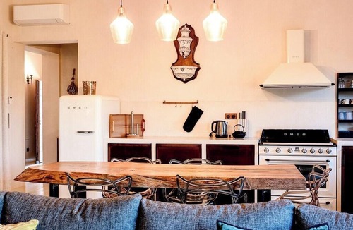 Arca House | Villa between mountains and sea in Pianelli