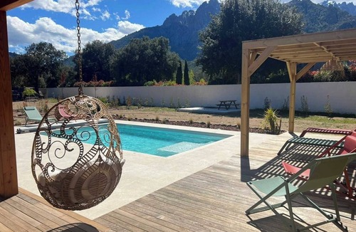 Moltifao Villa | Villa Capu Bianco Piscine Privée 2 ch 1 Grande Salle de Douche , wc Indépendant