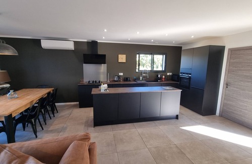 Sotta Villa | Villa de Standing Avec T2 Indépendant vue Panoramique