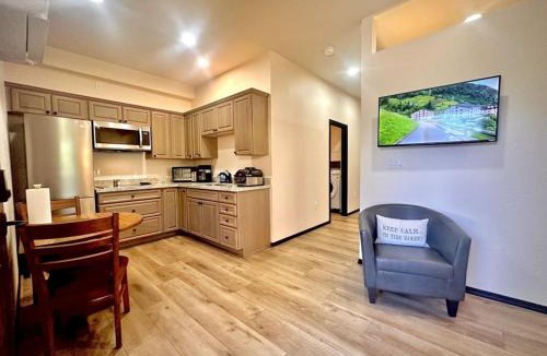 Prescott House | Villa Hermosa- Guest Quarters