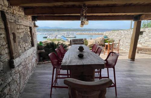 Gurgazu Villa | Villa les pieds dans l'eau