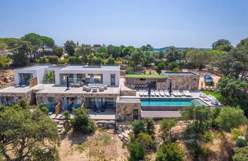 Pinarellu Villa | Villa Monte Sereno Luxury 3 mn walk from Pinarellu beach