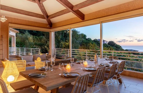 Albitreccia Villa | Villa Montobello - Piscine chauffée et vue mer