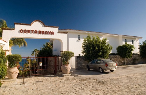 Cabo San Lucas Villa | Villa Oceano: Spectacular Ocean Views Steps from the Beach!