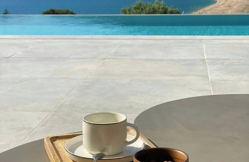 Propriano House | Villa overlooking Valinco Gulf in Propriano