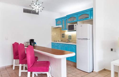 Puerto Vallarta Resort | Villa PV Luxury ✩ 1BR Suite ✩ Near Airport ✩