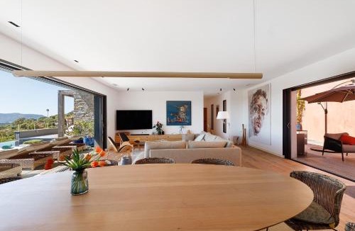 Sainte-Lucie-de-Porto-Vecchio House | Villa Schena Villata