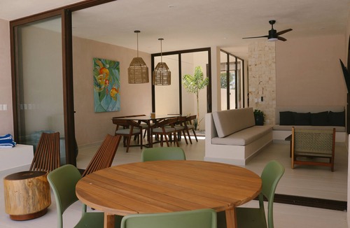 Merida Villa | Villa Uay-yu Beachfront Private Pool 4BR Ocean View Retreat