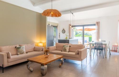 Barbaggio House | Villabergerie En Pierre Du Pays