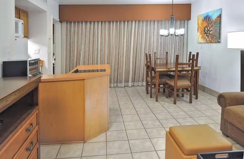 Sedona Resort | Village Charm at Modern Stay: Walkable Access to Everything l Two 2BR Units