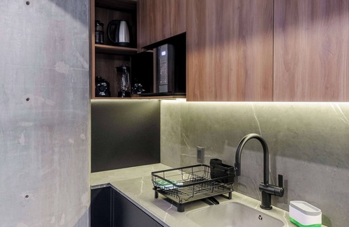 Cuauhtemoc Apartment | w* | Well-Appointed 2BR w/Balcony in Tabacalera