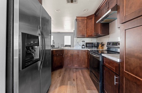 Lake Elsinore House | Wake Up to the Water. Live the Lake Life You've Been Imagining!