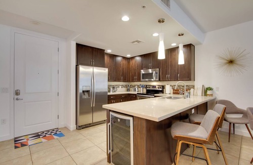 Desert Ridge Condo | Walk to High St, Phoenix Gem w/Resort-Style Perks