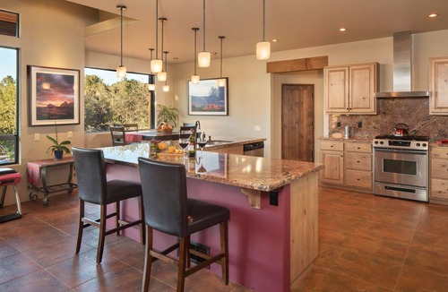 West Sedona House | Walls of Glass - Panoramic Views, Hot Tub, Fire Pit Under the Stars