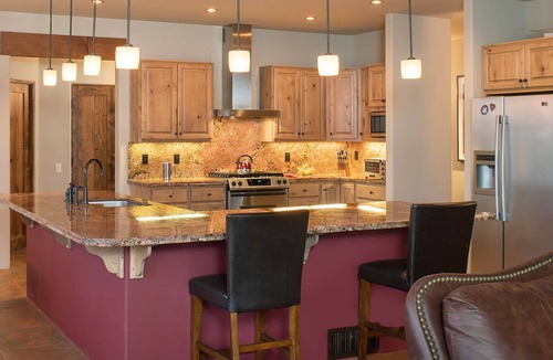 West Sedona House | Walls of Glass - Panoramic Views, Hot Tub, Fire Pit Under the Stars