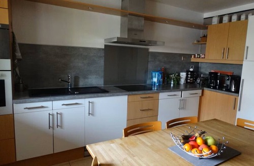 La Garde House | Warm, child-friendly home with swimming pool and vegetable garden
