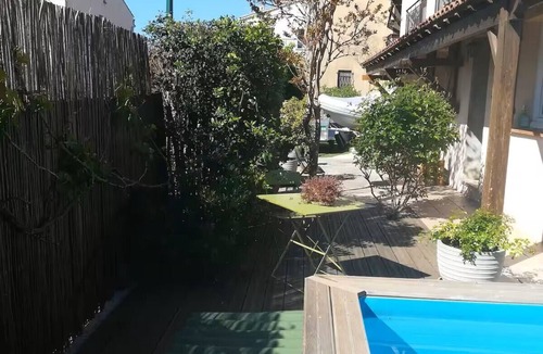 La Garde House | Warm, child-friendly home with swimming pool and vegetable garden