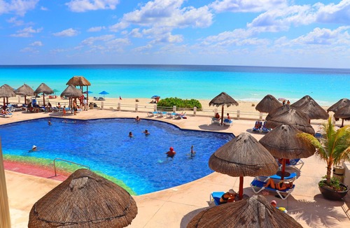 Zona Hotelera Condo | Waterfront, beach access, ocean view.