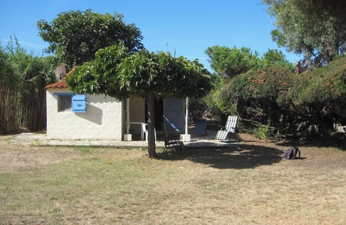 Cargese House | Waterfront, Bungalow with private garden by the beach