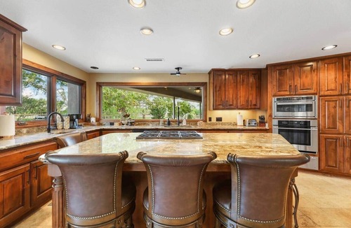 Prescott House | Waterfront Clubhouse at Antelope Hills