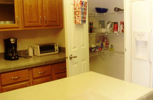 Mohave Valley House | WATERFRONT,PRIVATE BOAT RAMP ,SANDY BEACH GATED COMMUNITY, 3 BEDROOM & 2 BATH