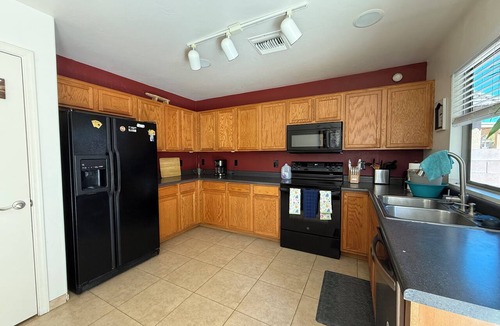 Tucson House | Welcome to this Beautiful 3 bedroom 2 full bath with a fenced yard.