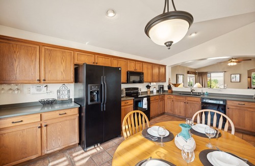 Mountain Vista Ranch House | Western Belle 2 BR Home/Private Pool/Surprise
