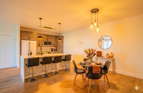 Glendale Sports and Entertainment District Apartment | Westgate Stay w/Pool, Gym & Hot Tub